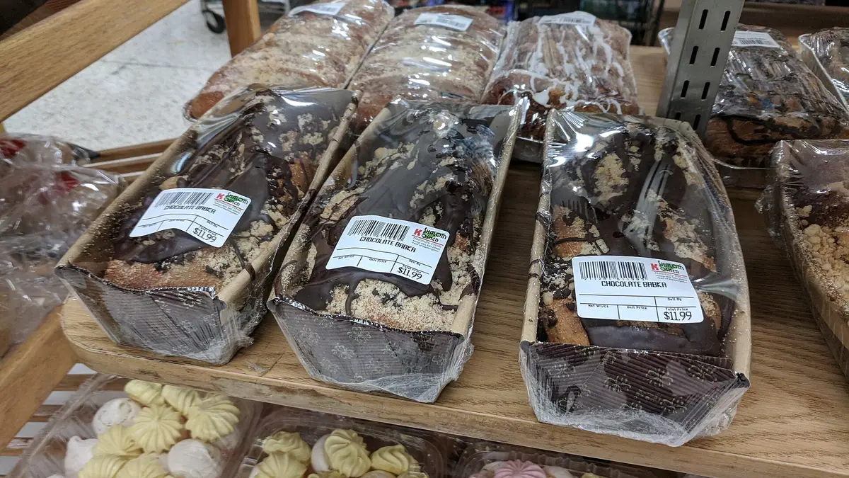 Bryson's – bakery in Bowness on Windermere town centre
